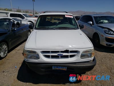 Piąte zdjęcie samochodu w środku: 1996 FORD EXPLORER VIN:1FMCU24X9TUA92111 - miniatura