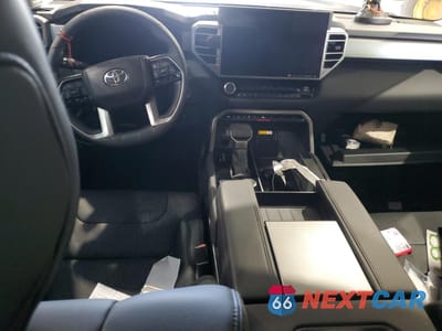 Zdjęcie 8 z 12 samochodu: 2024 TOYOTA SEQUOIA SR5 VIN:7SVAAABAXRX030081 - miniatura