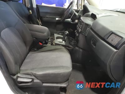 Zdjęcie 7 z 15 samochodu: 2011 MITSUBISHI ENDEAVOR LS VIN:4A4JN2AS9BE031361 - miniatura