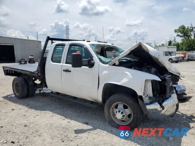 Czwarte zdjęcie samochodu z boku: 2010 CHEVROLET SILVERADO C3500 VIN:1GB8CZBK9AZ254997 - miniatura