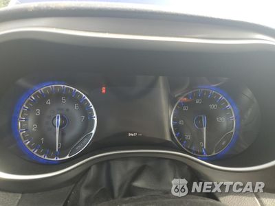 Zdjęcie 9 z 15 samochodu: 2021 CHRYSLER PACIFICA TOURING VIN:2C4RC1FGXMR509937 - miniatura