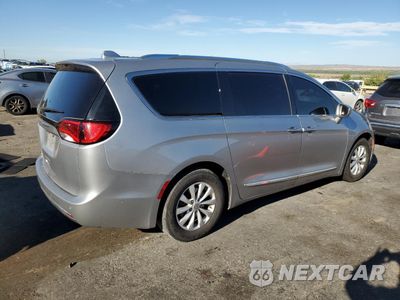 Trzecie zdjęcie samochodu z tyłu: 2018 CHRYSLER PACIFICA TOURING L VIN:2C4RC1BG4JR295254 - miniatura