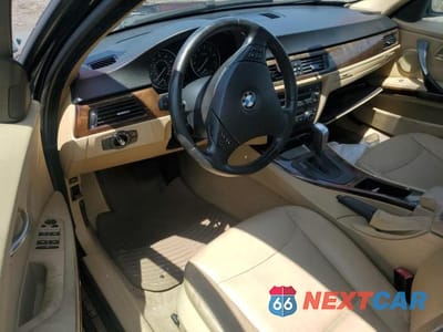 Zdjęcie 8 z 12 samochodu: 2009 BMW 328 I VIN:WBAPH775X9NM46686 - miniatura