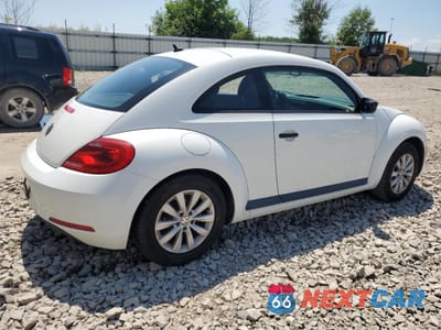 Trzecie zdjęcie samochodu z tyłu: 2015 VOLKSWAGEN BEETLE 1.8T VIN:3VWF17AT4FM634388 - miniatura