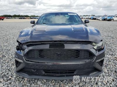 Piąte zdjęcie samochodu w środku: 2022 FORD MUSTANG VIN:1FA6P8TH6N5144061 - miniatura