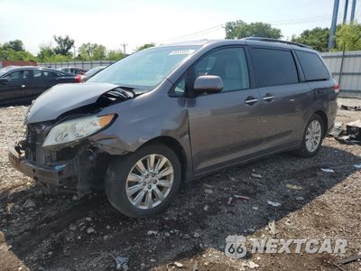 2011 TOYOTA SIENNA XLE 5TDYK3DC8BS161313 - główne zdjęcie licytacji z USA - miniatura