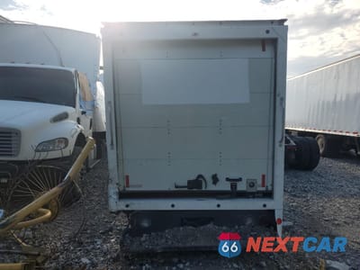 Zdjęcie 6 z 13 samochodu: 2023 CHEVROLET EXPRESS G3500 VIN:1GB0GSF76P1236558 - miniatura