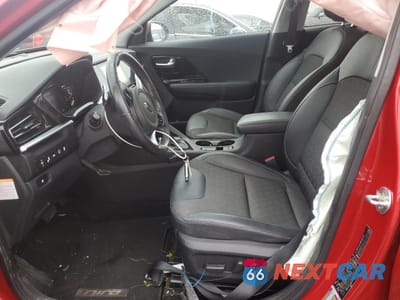 Zdjęcie 7 z 15 samochodu: 2021 KIA NIRO TOURING VIN:KNDCC3LC6M5463443 - miniatura