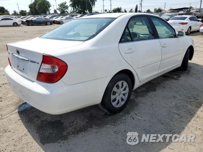Trzecie zdjęcie samochodu z tyłu: 2003 TOYOTA CAMRY LE VIN:JTDBE32K830176776 - miniatura