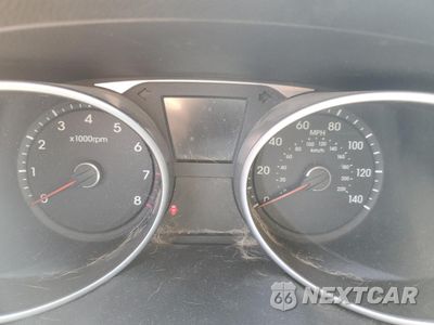 Zdjęcie 9 z 12 samochodu: 2013 HYUNDAI TUCSON GLS VIN:KM8JU3AC9DU713671 - miniatura