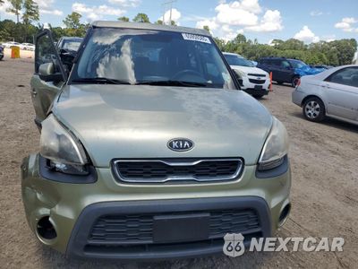Piąte zdjęcie samochodu w środku: 2012 KIA SOUL + VIN:KNDJT2A62C7460346 - miniatura