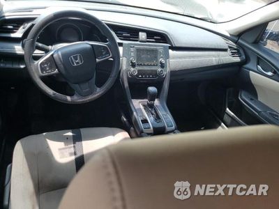 Zdjęcie 8 z 13 samochodu: 2016 HONDA CIVIC LX VIN:2HGFC2F58GH501709 - miniatura