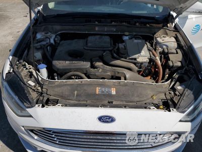 Zdjęcie 11 z 12 samochodu: 2018 FORD FUSION SE HYBRID VIN:3FA6P0LU9JR278732 - miniatura