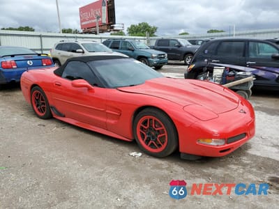 Czwarte zdjęcie samochodu z boku: 2000 CHEVROLET CORVETTE VIN:1G1YY32GXY5131001 - miniatura