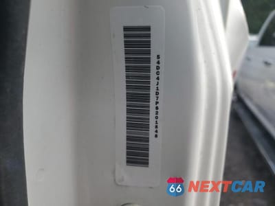 Zdjęcie 12 z 12 samochodu: 2023 ISUZU NPR HD VIN:54DC4J1D7PS201848 - miniatura