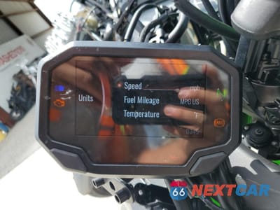 Zdjęcie 9 z 13 samochodu: 2024 KAWASAKI ZX400 S VIN:ML5ZXCS11RDA15703 - miniatura