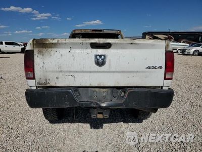 Zdjęcie 6 z 12 samochodu: 2018 RAM 2500 ST VIN:3C6UR5HL2JG145094 - miniatura