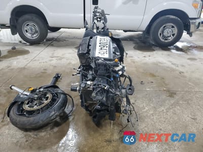 Drugie zdjęcie samochodu z przodu: 2024 YAMAHA YZFR7 VIN:JYARM38E3RA013938 - miniatura