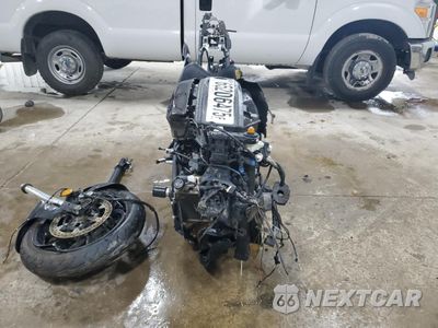 Drugie zdjęcie samochodu z przodu: 2024 YAMAHA YZFR7 VIN:JYARM38E3RA013938 - miniatura
