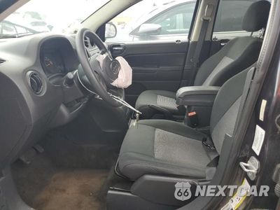 Zdjęcie 7 z 13 samochodu: 2014 JEEP COMPASS SPORT-R & D-CLN TITLE-PRI FLEET VIN:1C4NJDBB3ED592521 - miniatura