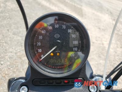 Zdjęcie 7 z 10 samochodu: 2021 HARLEY-DAVIDSON XL883 N VIN:1HD4LE216MB419233 - miniatura