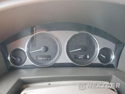 Zdjęcie 9 z 15 samochodu: 2010 JEEP COMMANDER LIMITED VIN:1J4RG5GT4AC109443 - miniatura
