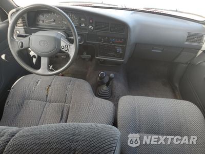 Zdjęcie 8 z 12 samochodu: 1992 TOYOTA PICKUP 1/2 TON EXTRA LONG WHEELBASE DLX VIN:JT4RN13P7N6037980 - miniatura