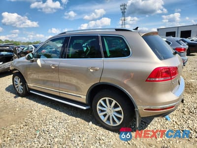 Drugie zdjęcie samochodu z przodu: 2016 VOLKSWAGEN TOUAREG SPORT VIN:WVGEF9BP8GD003925 - miniatura