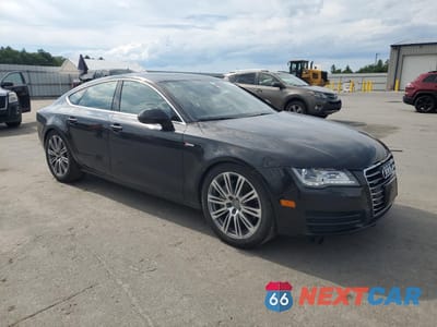 Czwarte zdjęcie samochodu z boku: 2014 AUDI A7 PREMIUM PLUS VIN:WAUWGAFC5EN082991 - miniatura