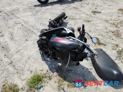 Czwarte zdjęcie samochodu z boku: 2008 YAMAHA YW50 VIN:LPRSA20A48A819071 - miniatura