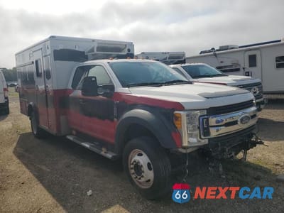 Czwarte zdjęcie samochodu z boku: 2017 FORD F550 SUPER DUTY VIN:1FD0X5HT6HEC91220 - miniatura