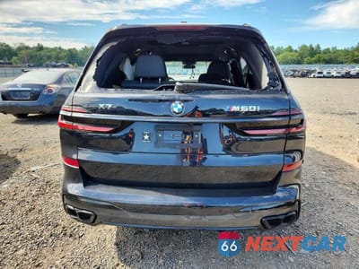 Zdjęcie 6 z 13 samochodu: 2025 BMW X7 M60I VIN:5UX33EM07S9X73329 - miniatura