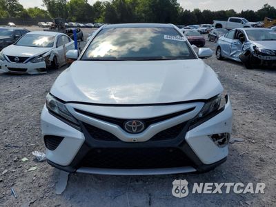 Piąte zdjęcie samochodu w środku: 2019 TOYOTA CAMRY XSE VIN:4T1BZ1HK7KU025771 - miniatura
