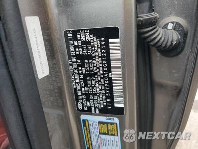 Zdjęcie 13 z 14 samochodu: 2016 KIA SORENTO SX VIN:5XYPKDA10GG123146 - miniatura