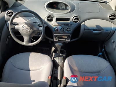 Zdjęcie 8 z 13 samochodu: 2005 TOYOTA ECHO VIN:JTDBT123250351562 - miniatura