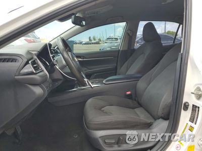 Zdjęcie 7 z 13 samochodu: 2019 TOYOTA CAMRY L VIN:4T1B11HK2KU709232 - miniatura