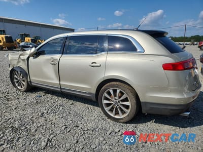 Drugie zdjęcie samochodu z przodu: 2010 LINCOLN MKT VIN:2LMHJ5AT6ABJ26658 - miniatura