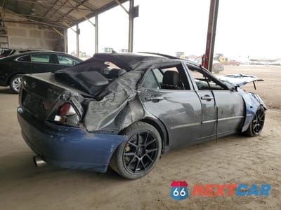 Trzecie zdjęcie samochodu z tyłu: 2002 LEXUS IS 300 VIN:JTHBD192X20048601 - miniatura