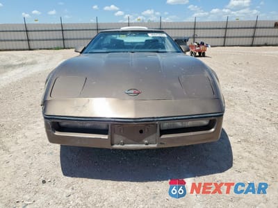 Piąte zdjęcie samochodu w środku: 1986 CHEVROLET CORVETTE VIN:1G1YY0787G5117586 - miniatura