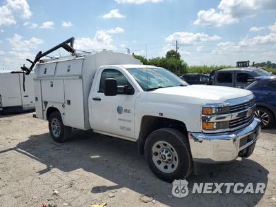 Czwarte zdjęcie samochodu z boku: 2015 CHEVROLET SILVERADO C3500 VIN:1GB3CYCG9FZ521240 - miniatura