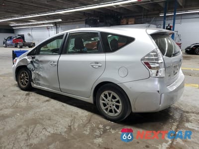 Drugie zdjęcie samochodu z przodu: 2015 TOYOTA PRIUS V VIN:JTDZN3EU1FJ038779 - miniatura