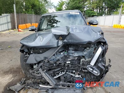 Piąte zdjęcie samochodu w środku: 2022 RIVIAN R1S LAUNCH EDITION VIN:7PDSGABL2NN002627 - miniatura