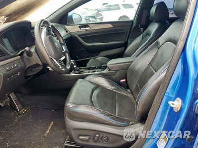 Zdjęcie 7 z 12 samochodu: 2018 HYUNDAI SONATA SPORT VIN:5NPE34AB4JH668523 - miniatura