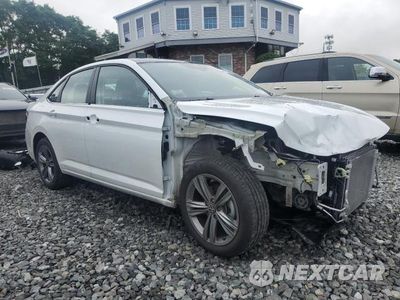 Czwarte zdjęcie samochodu z boku: 2024 VOLKSWAGEN JETTA SE VIN:3VW7M7BU9RM039155 - miniatura
