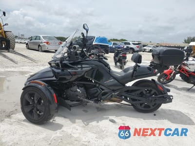 Trzecie zdjęcie samochodu z tyłu: 2020 CAN-AM SPYDER ROADSTER F3-S VIN:2BXRDDD24NV000246 - miniatura