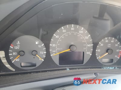 Zdjęcie 9 z 14 samochodu: 2003 MERCEDES-BENZ CLK 430 VIN:WDBLK70G83T135032 - miniatura