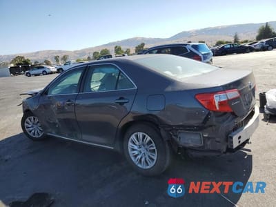 Drugie zdjęcie samochodu z przodu: 2012 TOYOTA CAMRY BASE VIN:4T1BF1FK3CU060966 - miniatura