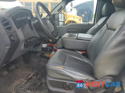 Zdjęcie 7 z 13 samochodu: 2015 FORD F450 SUPER DUTY VIN:1FDUF4GYXFEA65335 - miniatura