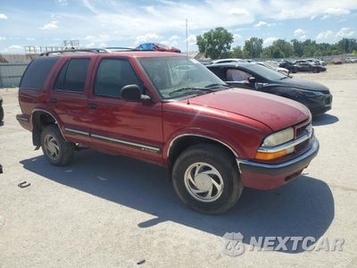 Czwarte zdjęcie samochodu z boku: 1998 CHEVROLET BLAZER VIN:1GNDT13W7W2160265 - miniatura