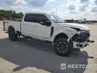 Czwarte zdjęcie samochodu z boku: 2024 FORD F350 SUPER DUTY VIN:1FT8W3BM1REC28799 - miniatura